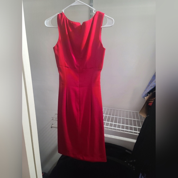 Dress - Picture 6 of 6